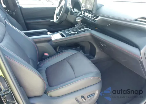 2025 Toyota Sienna Xse z USA, uszkodzony, nr VIN 5TDCRKEC8SS263967